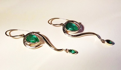 Columbian Natural Emerald long gold Earrings with solid wavy flowing gold, textured & polished, with emerald droplets